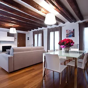 Apartment Good Wine