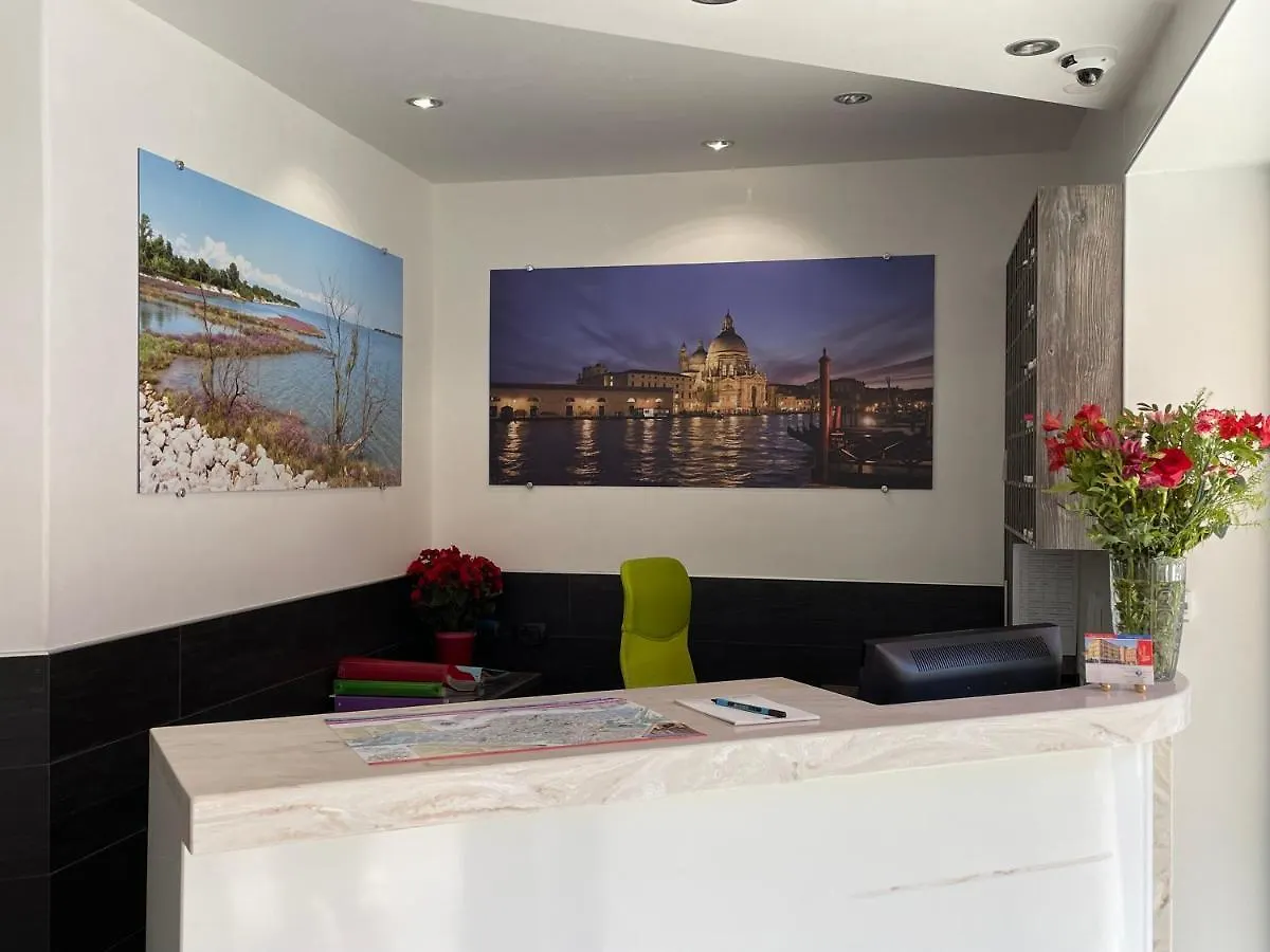 **  Hotel San Geremia Venice Italy