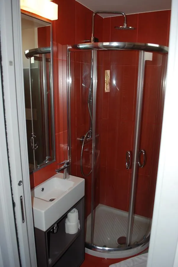 Hotel San Geremia Venice 2*,